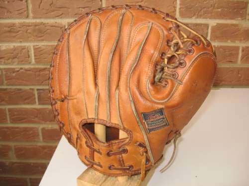 Aaron Robinson MG G176 Back